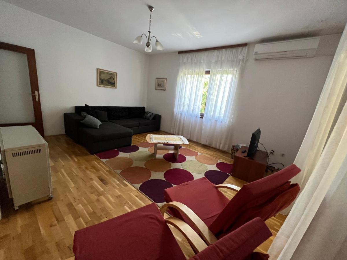 Apartmani Rosa ตูรันญ์ ภายนอก รูปภาพ